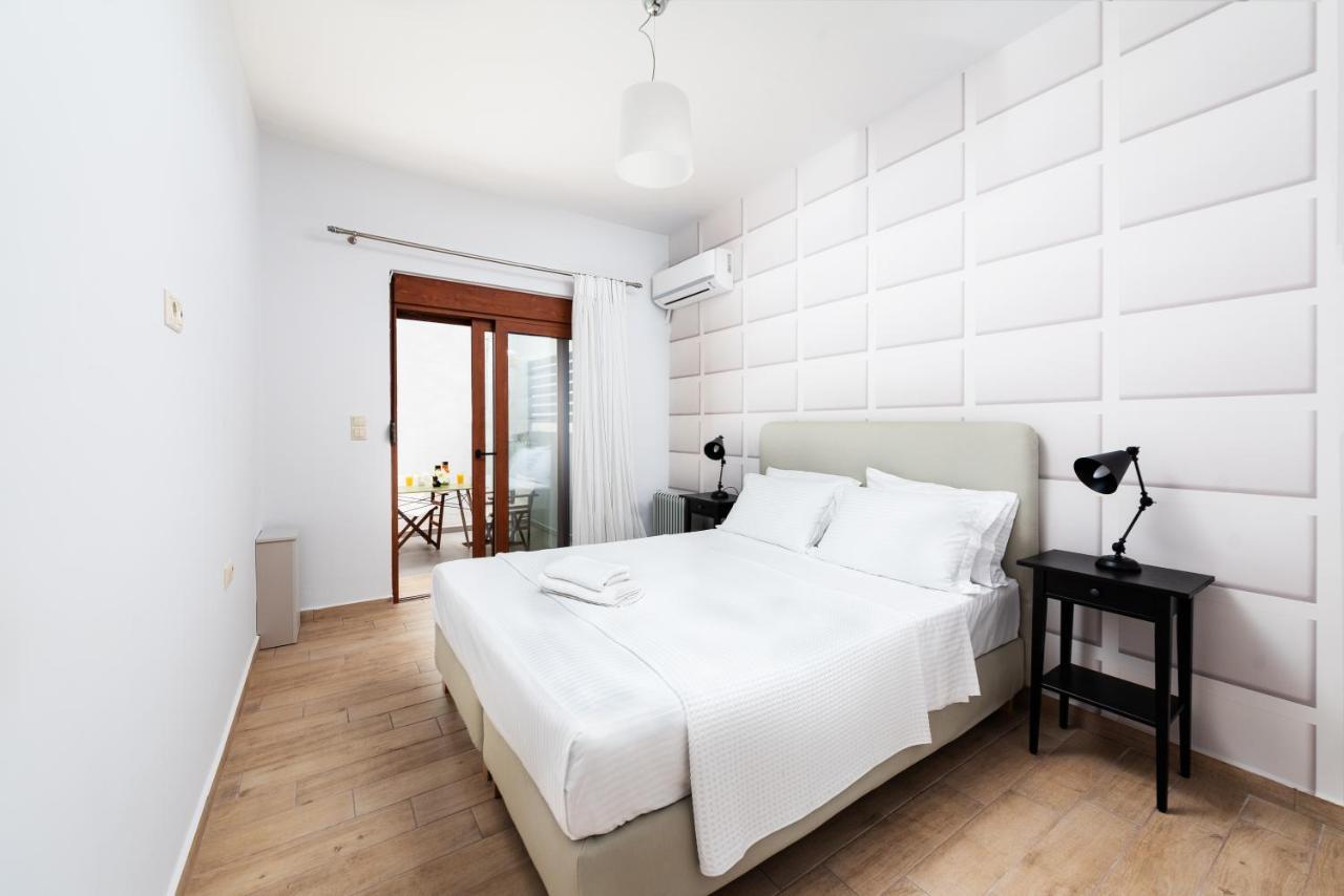 Ritas Modern In-City House Rhodes City Exterior photo